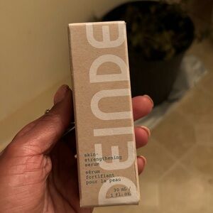 NIB “DEINDE” SKIN STRENGTHENING SERUM